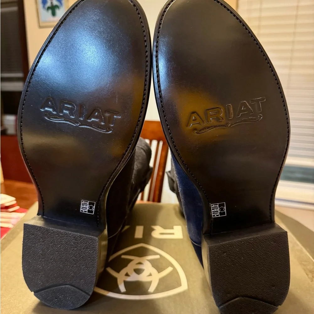 Ariat Men's yellowstone navy roughout suede Boots size 10.5 NWT - Picture 4 of 6